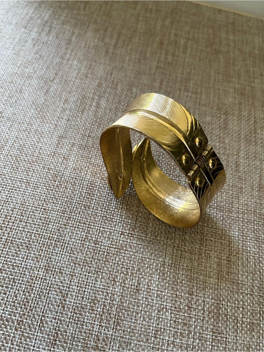 Gold-Tone Cuff Bracelet with Tiger's Eye Cabochon - Picture 4 of 6